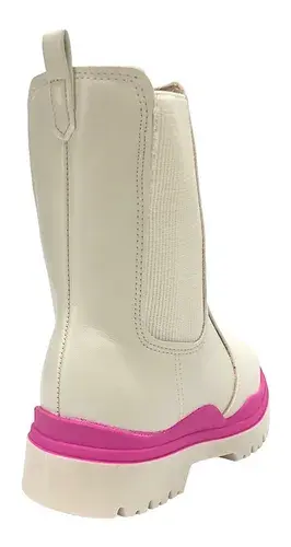 D_NQ_NP_864786-MLB54587625685_032023-O-bota-molekinha-infantil-2179100-off-white.webp